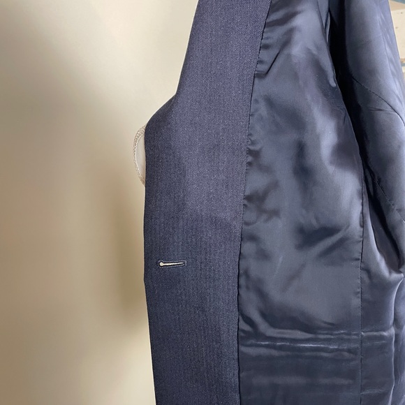 Theory Blazer in Navy Wool with Subtle Herringbone Patterning - Picture 7 of 8